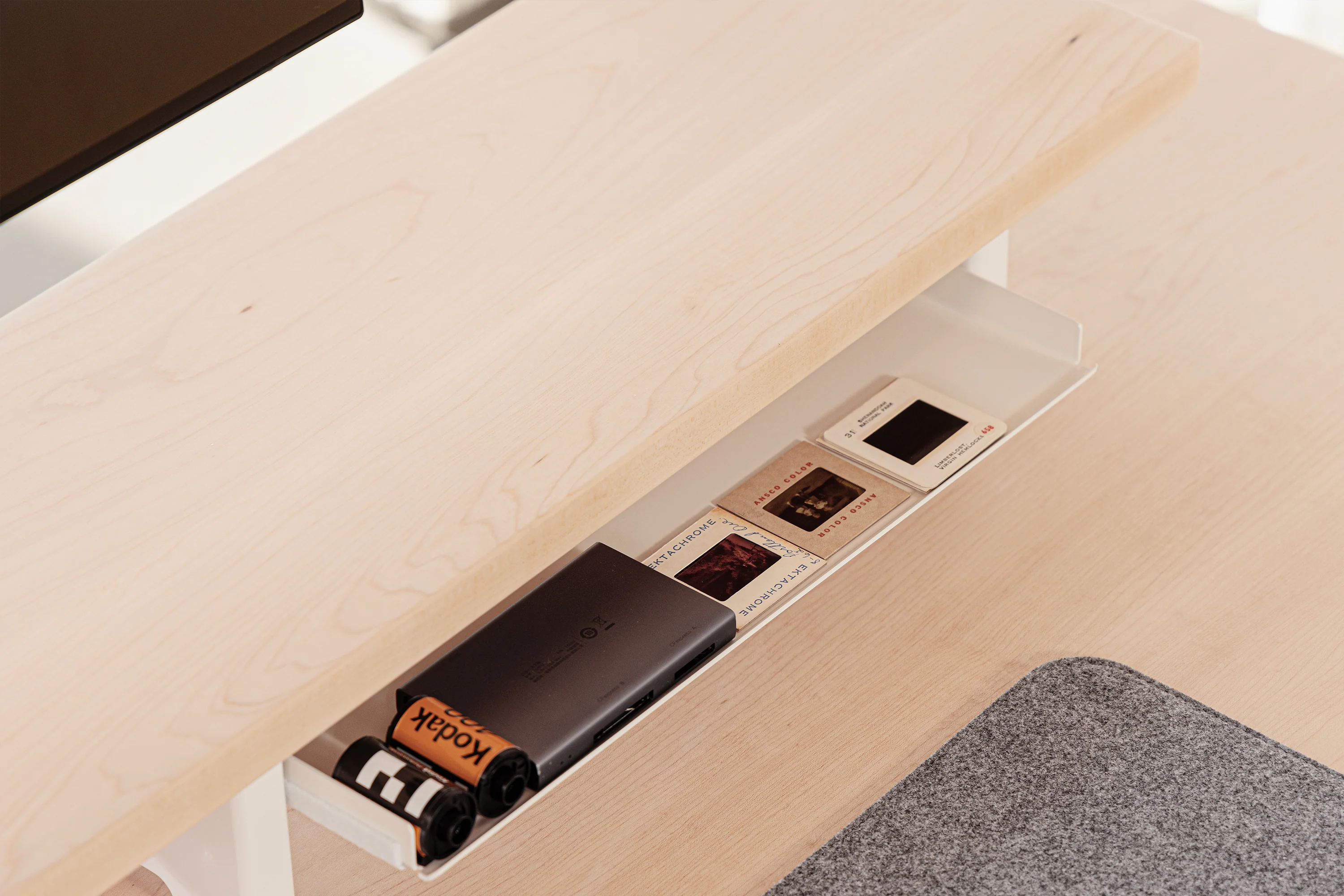 V-Series Desk Shelf - Image 40