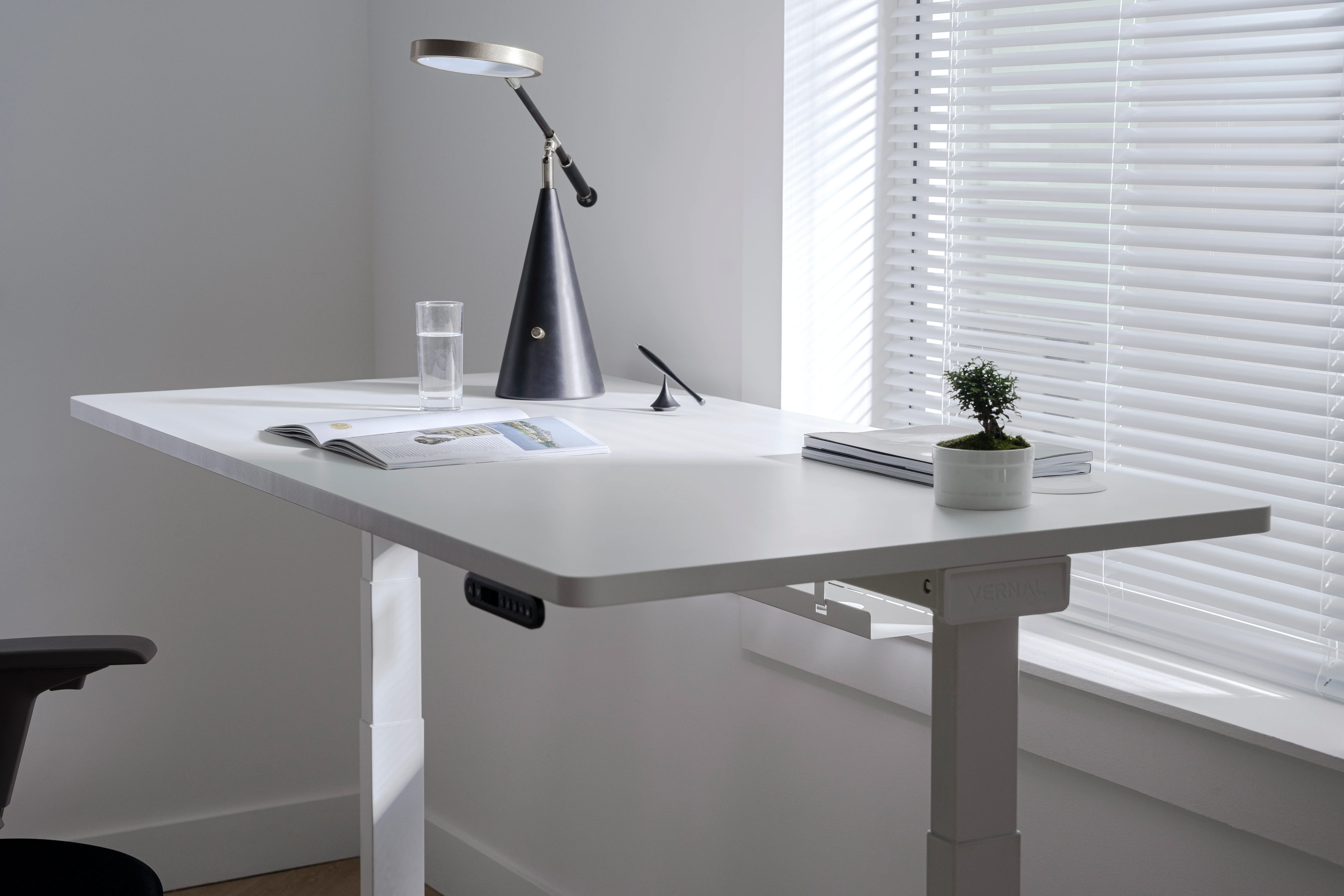 Vernal Standing Desks - White/White - Image 4