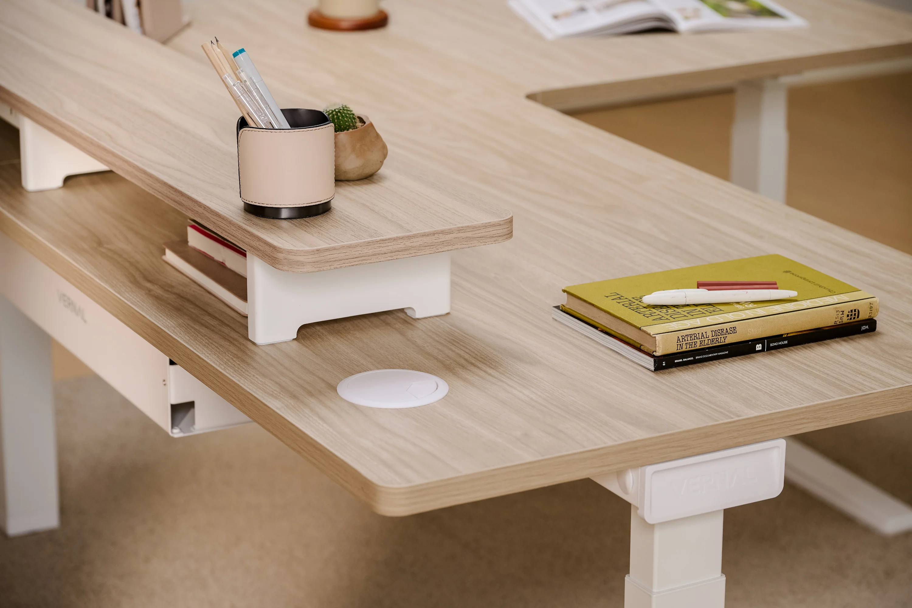 Vernal Core3 L-shaped Standing Desk - Image 24